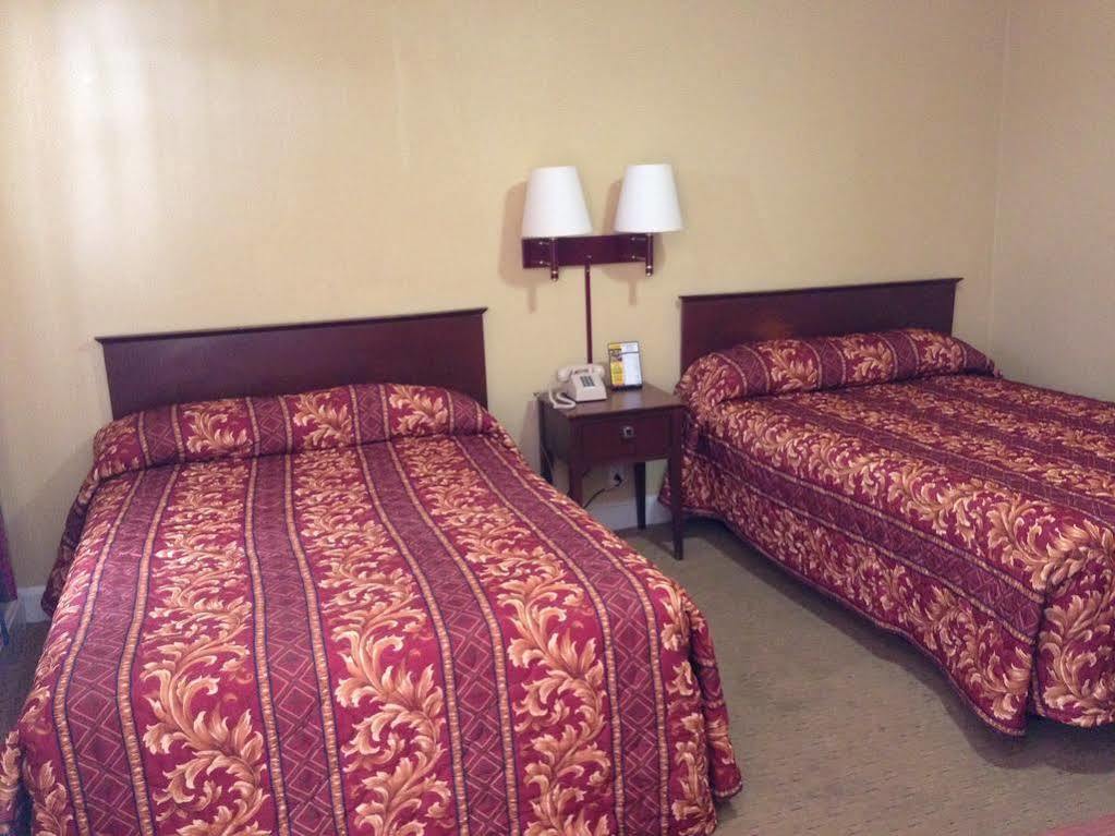 Ole English Inn Tuscaloosa Ngoại thất bức ảnh